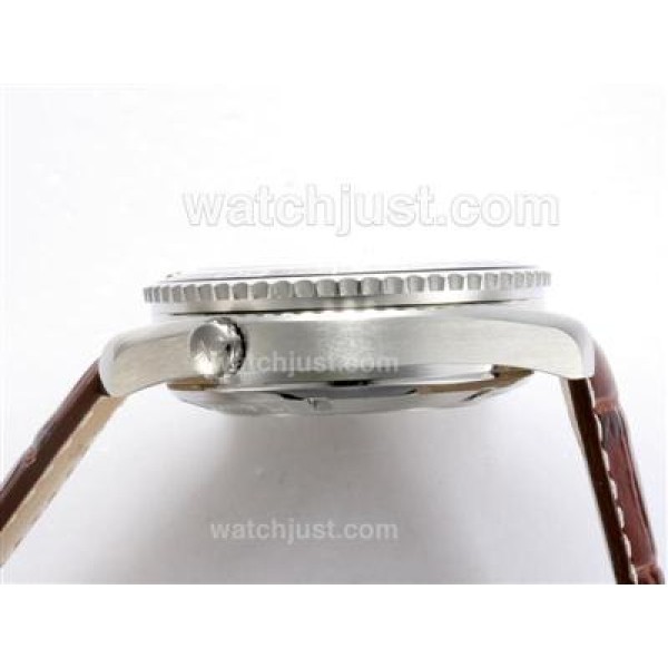 UK Best Quality Replica Omega Seamaster Planet Ocean With Black Dials For Men