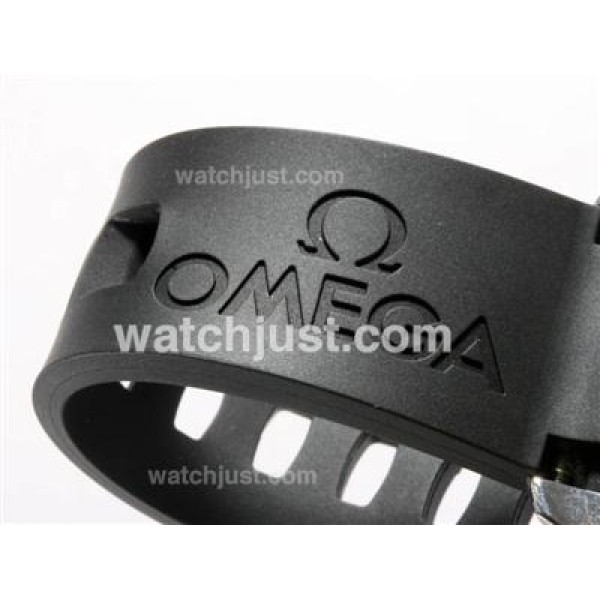UK Best Quality Omega Seamaster Planet Ocean Replica Watches With Black Dials For Men