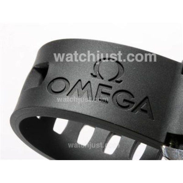 UK Best Quality Omega Seamaster Planet Ocean Chronograph Replica Watches With Black Dials For Men