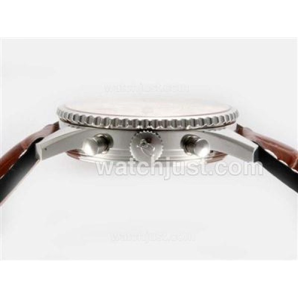 Best 1:1 Breitling Navitimer Replica Male Watches With White Dials