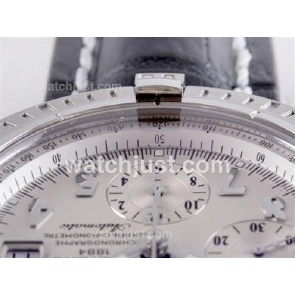 Breitling Chronomat Evolution Chronograph Swiss Valjoux 7750 Movement with White Dial