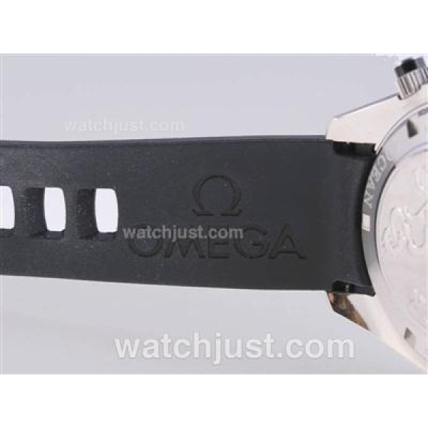 Omega Seamaster Planet Ocean Working Chronograph with White Marking-Same Chassis As 7750 Version-Rubber Strap