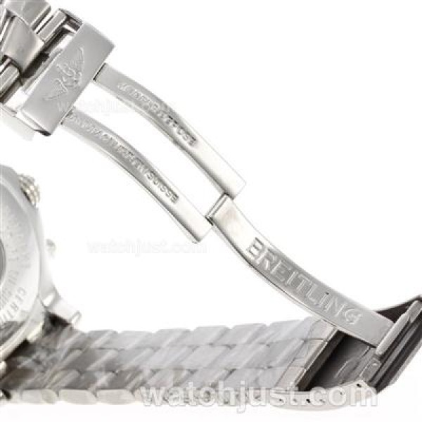 Breitling Skyland Avenger Chronograph Swiss Valjoux 7750 Movement with Black Dial S/S