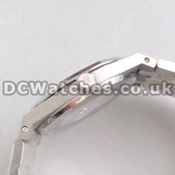 Shiny Steel Cases And Diamond Bezels Audemars Piguet Royal Oak Replica Watches For Women